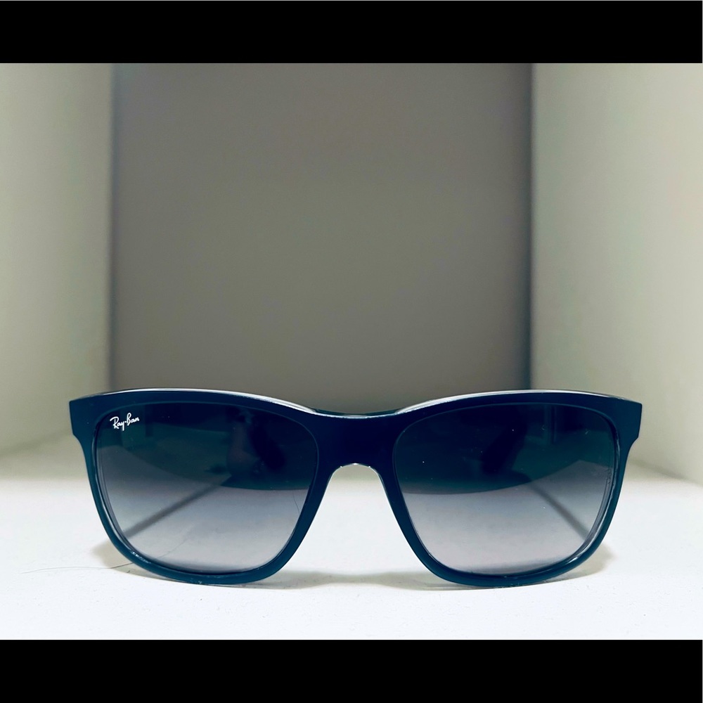 Ray-Ban Sunglasses